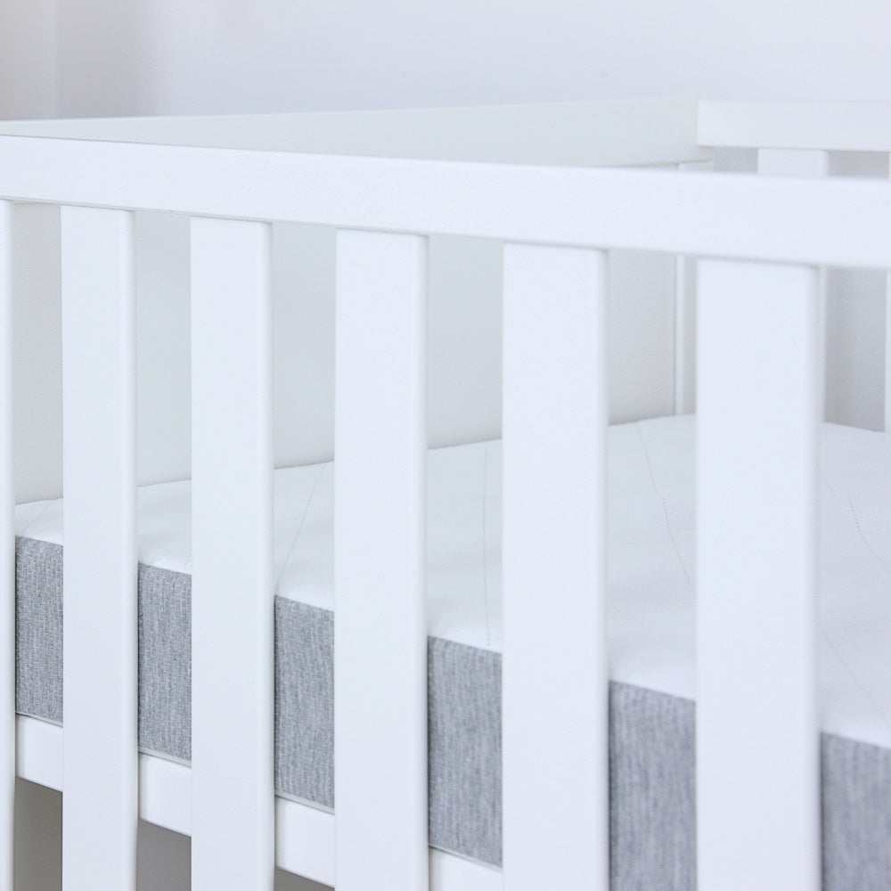 Cool eco mattress in cot